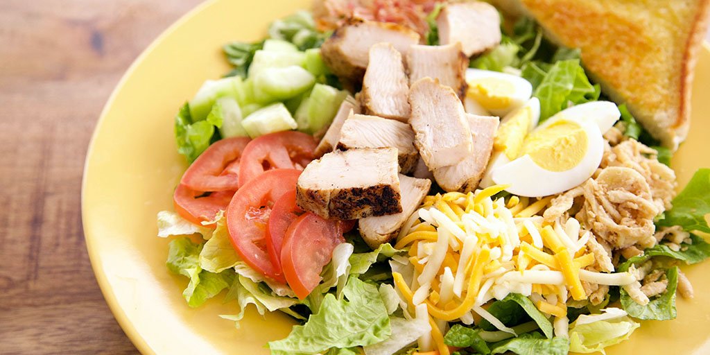 zaxby's grilled chicken salad nutrition