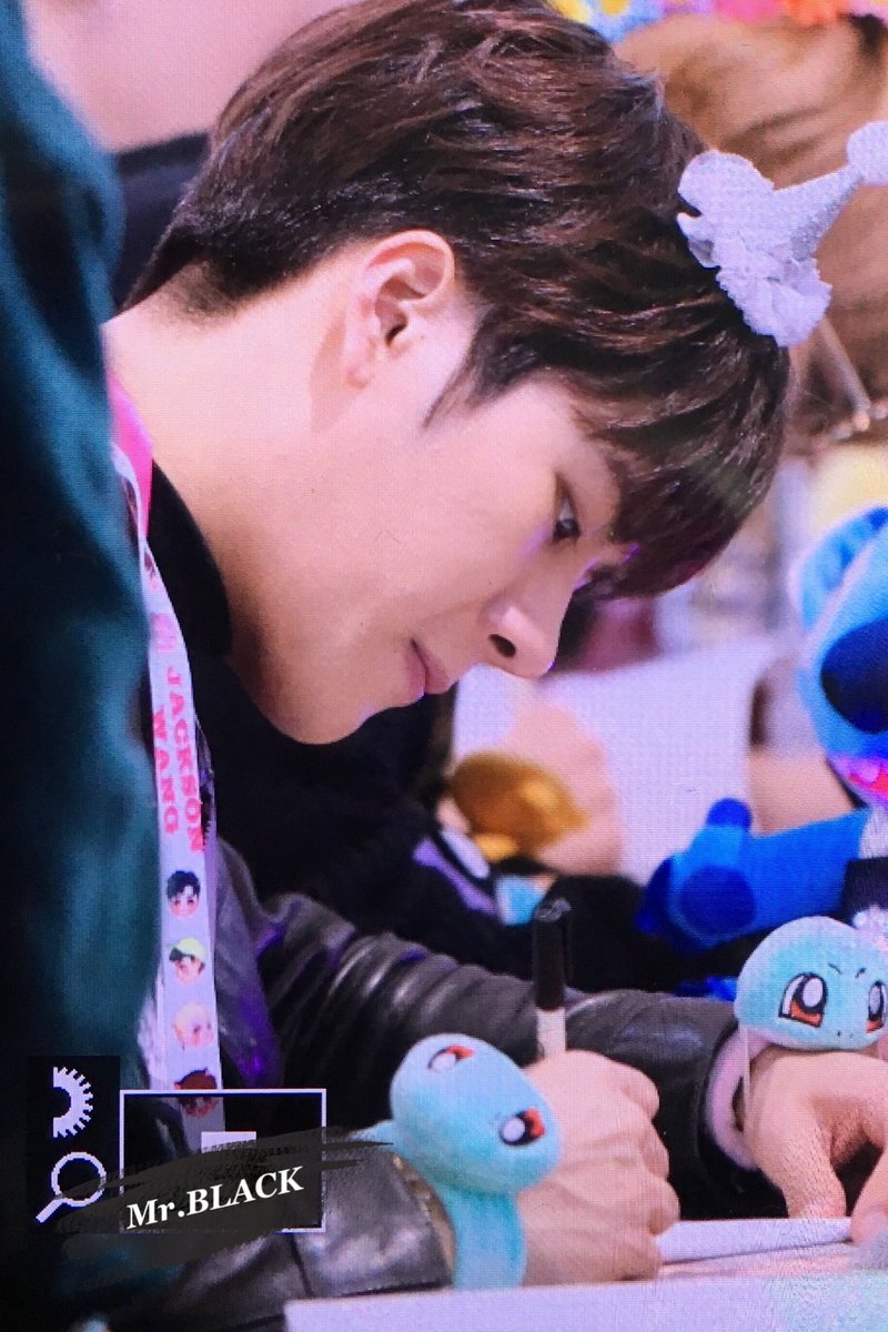 JS_relax's tweet image. 170327 G+ 스타존 팬싸 #잭슨 #Jackson #JacksonWang
다비드가 울고갈 국보급 미모 되시겟음니다