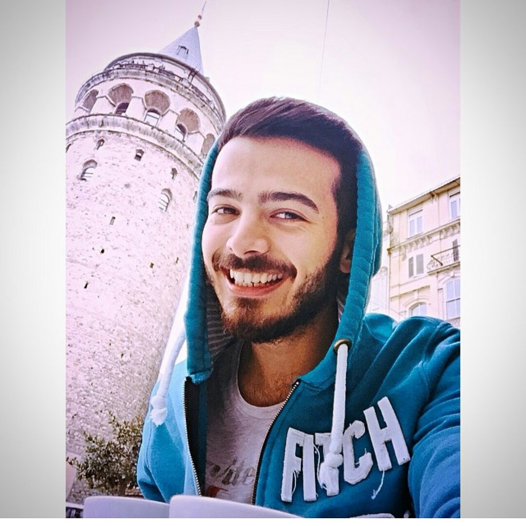 RadyoViva's tweet photo. Ağzına güvenen güzel ağız 👄 👉@dgncn şimdi yayında ❗
#tipmip #hosmos #guzelmuzel
#dogancan #RadyoViva https://t.co/M6LcYnhDuR