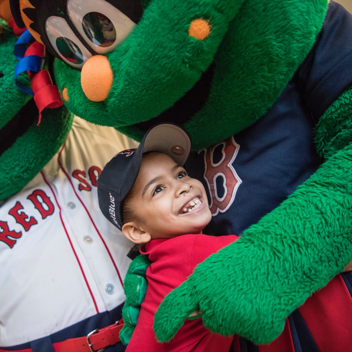 RedSox's tweet photo. In preparation for #OpeningDay we've joined @marty_walsh &amp; @JetBlue in donating over 40K hats to @BostonSchools! #SoxHatsForBPS https://t.co/daiXJYTgDN