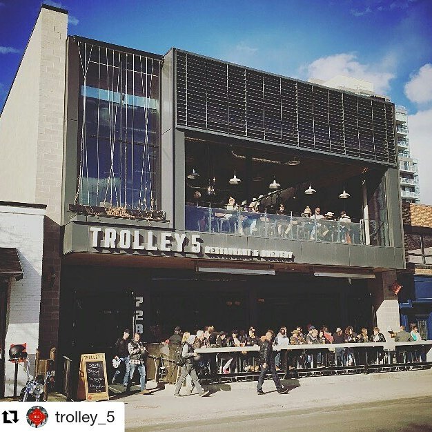 JBFineCheese's tweet photo. If @Trolley_5  says it's a patio kind of Monday, who are we to argue? Happy sunny Monday to our neighbours and friends! #community #yyceats https://t.co/hpXUiUuXgV