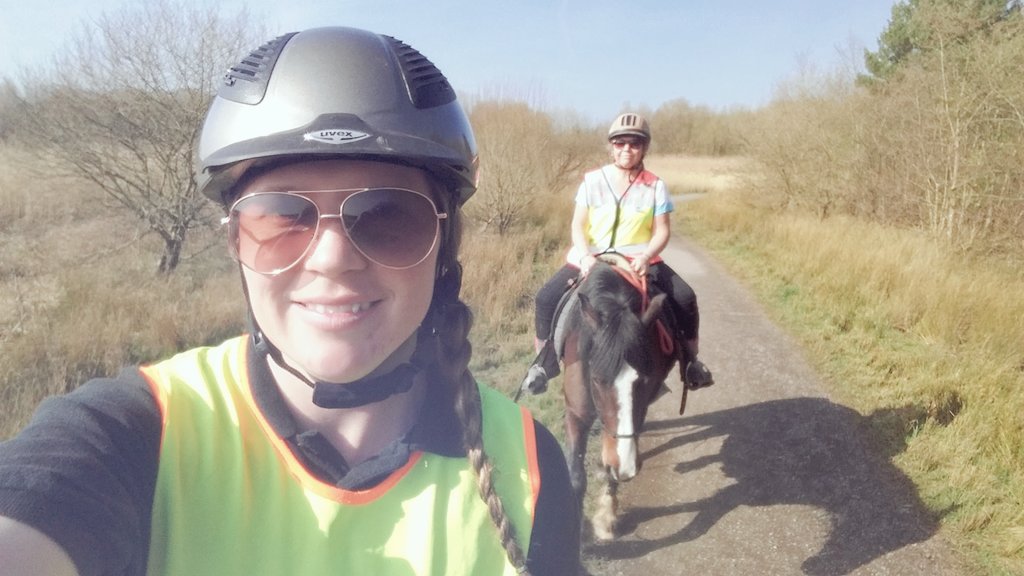 Barefrills's tweet photo. Together you and I can stop the rain and make the sun shine ☉🏇😍 #Mother&amp;DaughterTime https://t.co/MKekFnpmP9