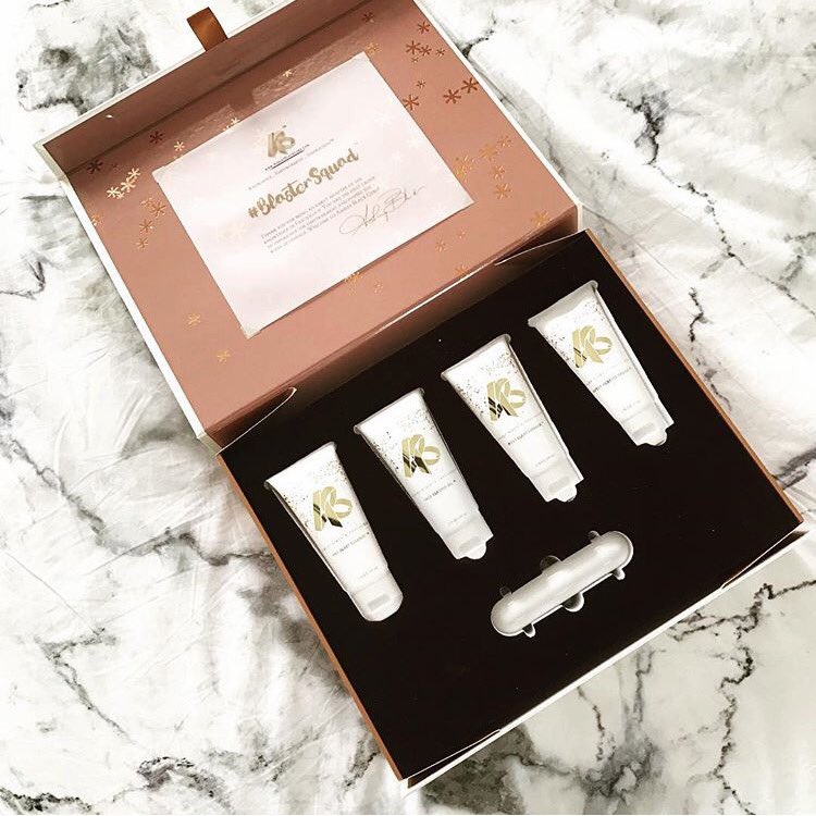 realashleyblack's tweet photo. 😃Ladies! The Limited Edition #FaceBlaster Gift Set will be going LIVE on the website TOMORROW! 🎉🎊 https://t.co/tw8xvI8p4s