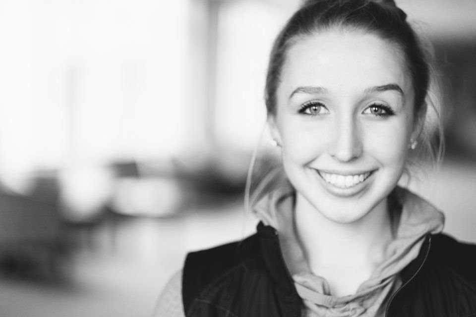 UofStThomasMN's tweet photo. She's a #tommiepreneur who started her company at age 16. Meet @expressionmed mastermind Megan Sharkus. https://t.co/26uTIq5CCC https://t.co/fkFACMP8Pb