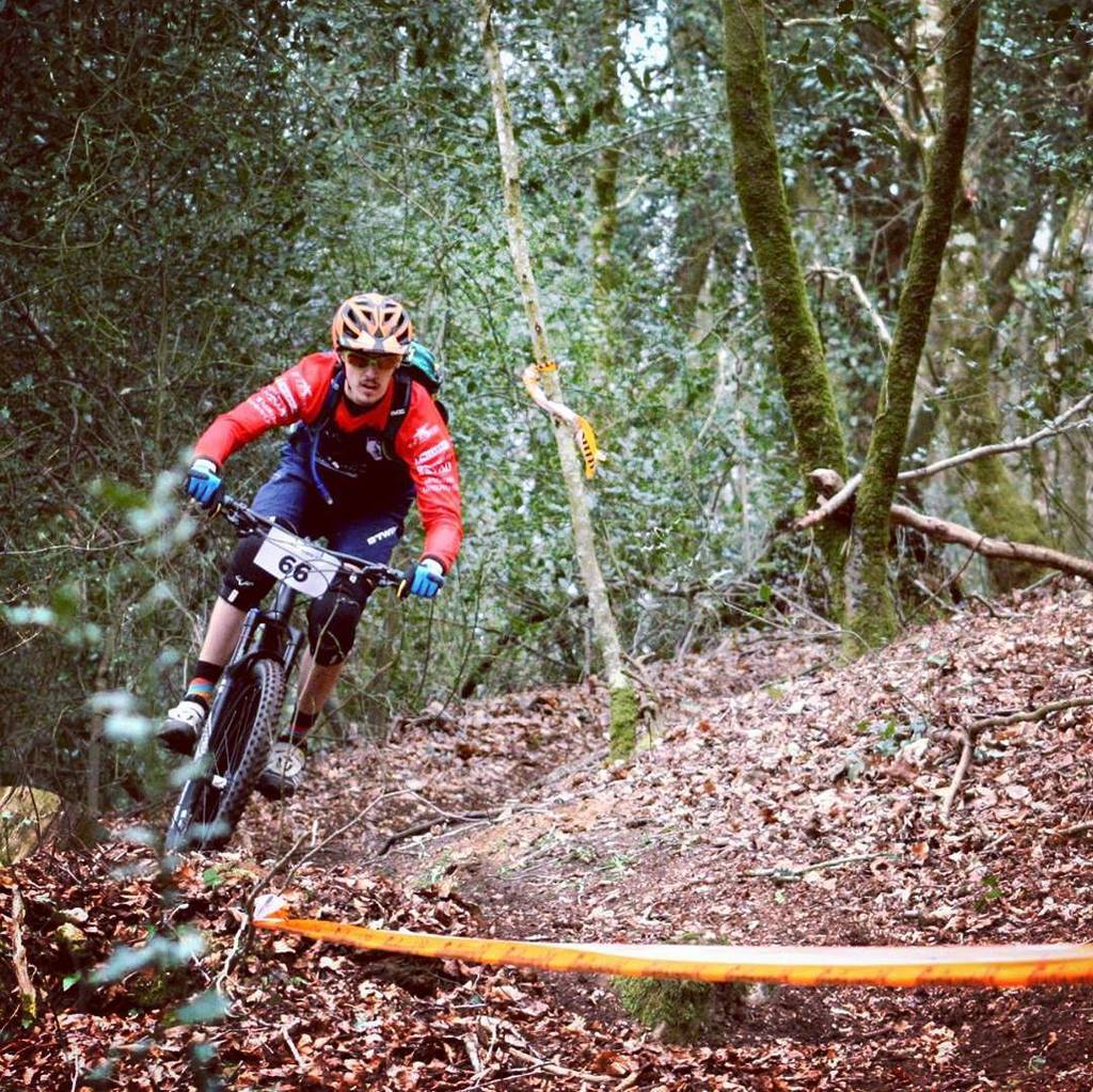 SJdC_Vtt's tweet photo. Super enduro ce week-end à Bignan ! #endurobreizhseries #vtt #enduro #mtb #friends #mtblif… https://t.co/LAiXY0ey6X https://t.co/YcPMf7axu5