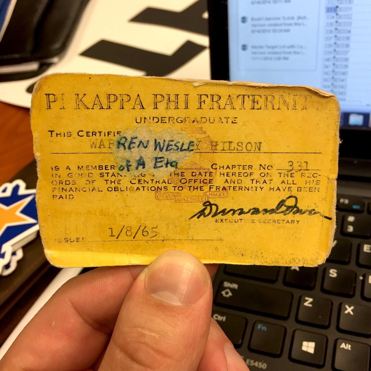 PiKappaPhi's tweet image. This #ΠΚΦ membership card has been carried proudly in the wallet of Warren Hilson, @PiKapp_Samford, since 1965. ⚔ #LifelongBrotherhood