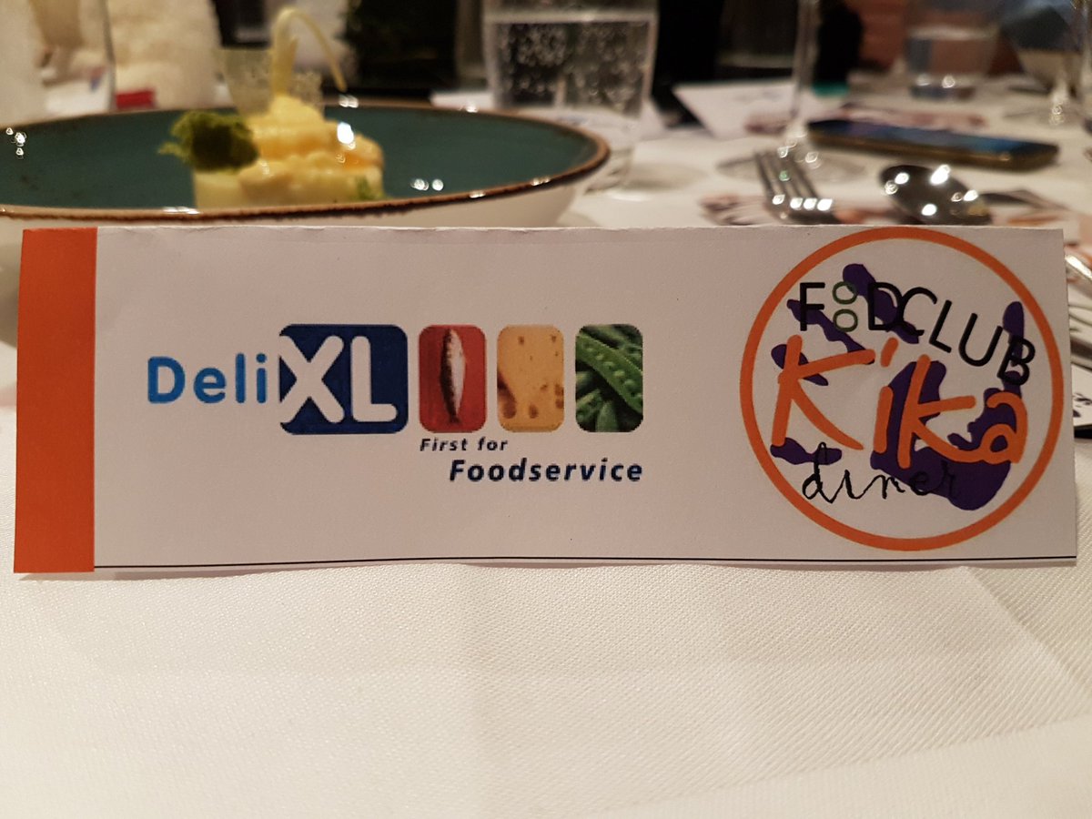Super georganiseerd, heerlijk gegeten! Dank chefs, leerlingen en organisatie <a href="/FoodclubEU/">Foodclub</a>. Merci @DeliXL dat ik jullie gast mocht zijn.