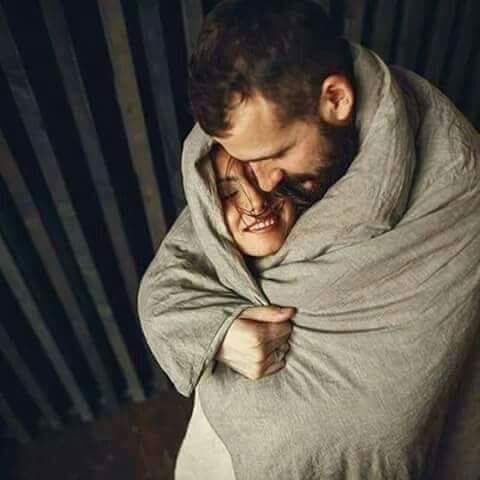 Mi_4321's tweet photo. ✿♩
⠀ ⠀⠀⠀⠀⠀⠀⠀⠀
تجي نسهر ؟
نسولف مع بعض أكثر
و يمر الليل مانشعر ..
نعزف دندنه تبهر ..
تغني لي : أحبك حيل 
وأغني لك : أنا أكثر💘 https://t.co/IP8bf5VicP