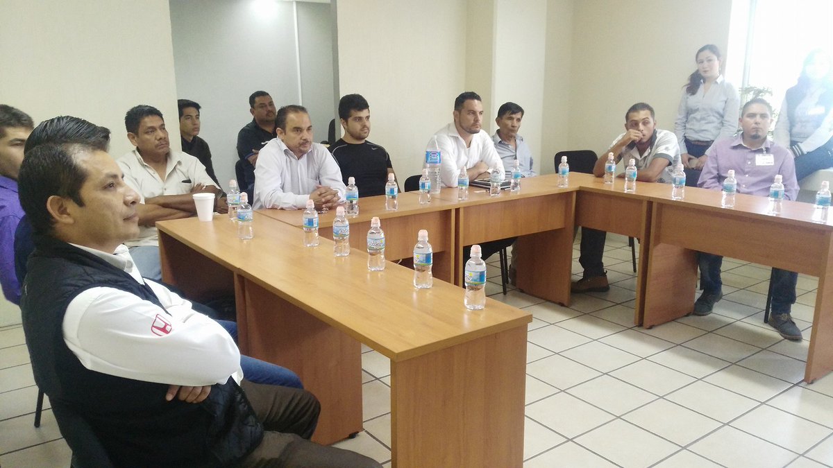 UnionDriversGDL's tweet photo. buenas tardes. en UnionDriversGDL continuamos trabajando para para brindarte mejores resultados en la administracion de tu vehiculo. https://t.co/2UwNfboJ7Q