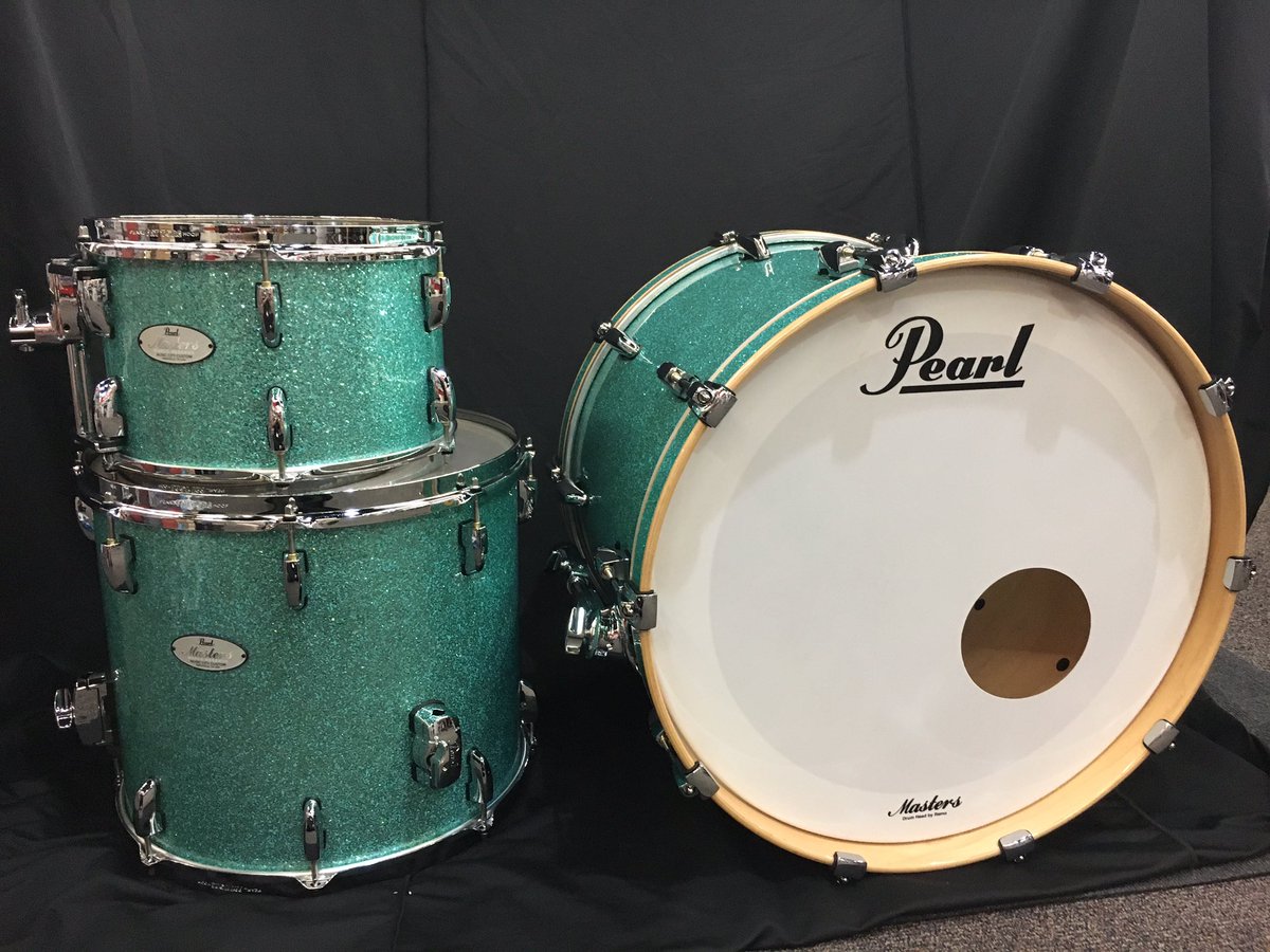 drummershangout's tweet photo. So, have you got your #Pearl #MusicCityCustom #MRV kit today??  We did! 😍@PearlDrumCorp @samashmusic @DrumFunSpence https://t.co/FogkCJwyU0