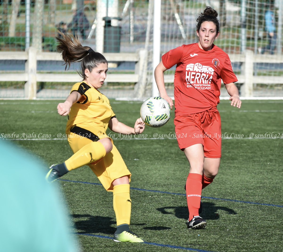 📷 FOTOS del partido <a href="/BerriozarFem/">Berriozar Femenino</a> 1-1 <a href="/eibarfem/">Eibarfem</a> (26-03-2017) #2aDivisión #futfem #grupoII
➡️ goo.gl/photos/YHU1zeq…