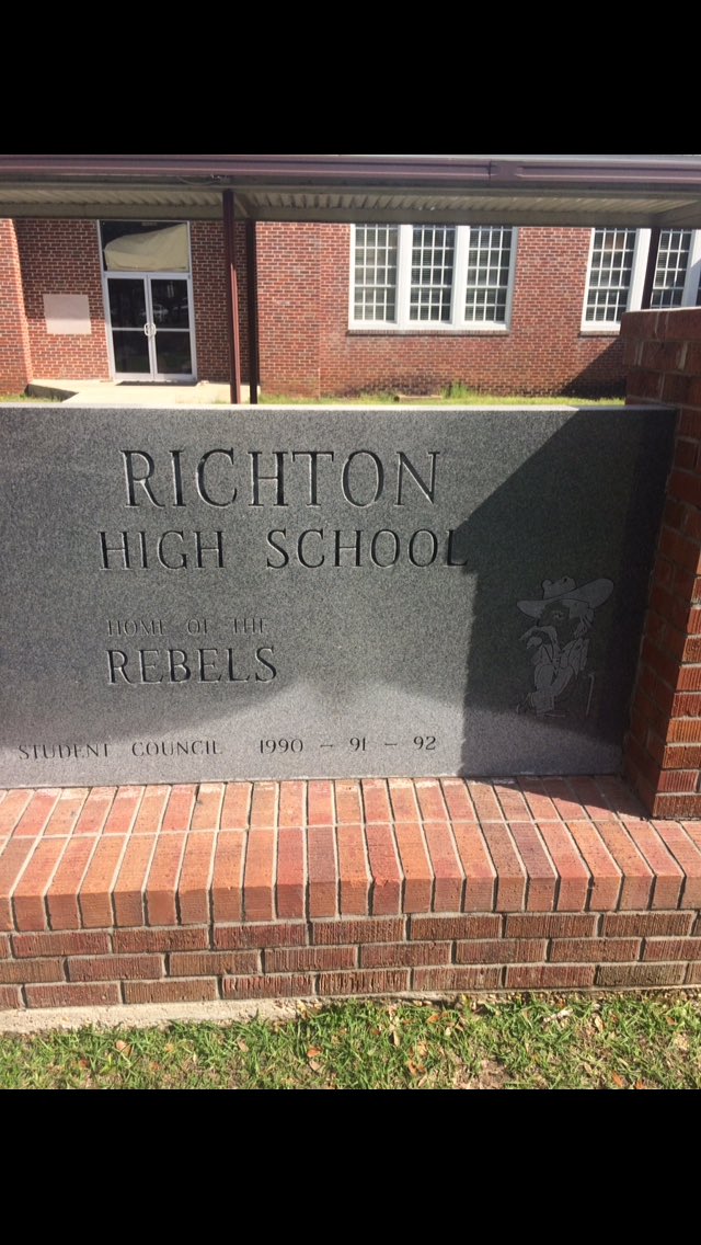 MHPTroopJ's tweet image. At Richton High School today #promsafety