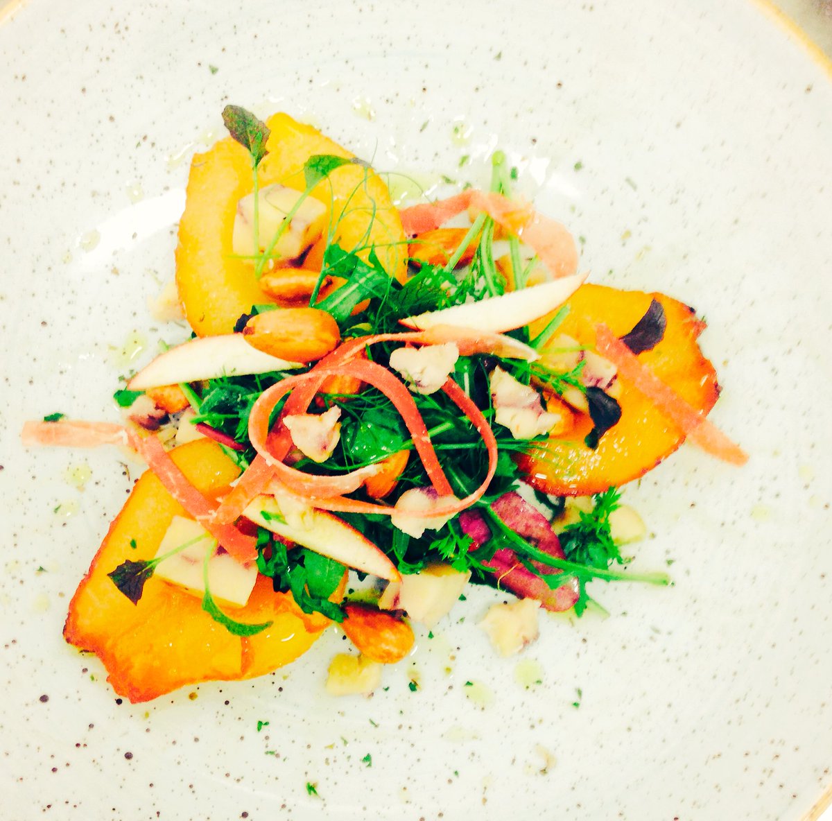 Caramelised pear and blue cheese salad , roasted almonds , crispy pancetta @chefconyngham <a href="/ConynghamArms/">Conyngham Arms Hotel</a> <a href="/chefnoelk/">ChefNoelK</a> <a href="/LeSousChef/">lechef</a>