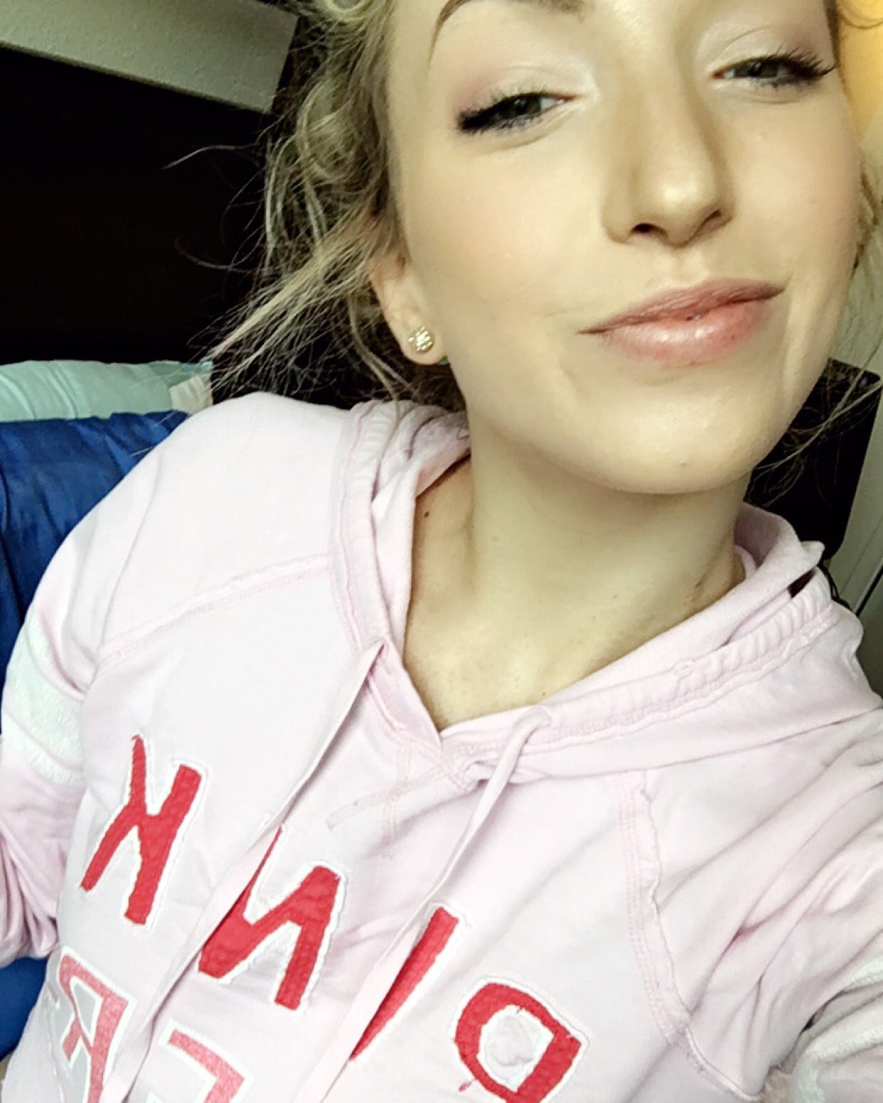 TW Pornstars - Zoe Parker. Twitter. It's my bird day I can do whatev I