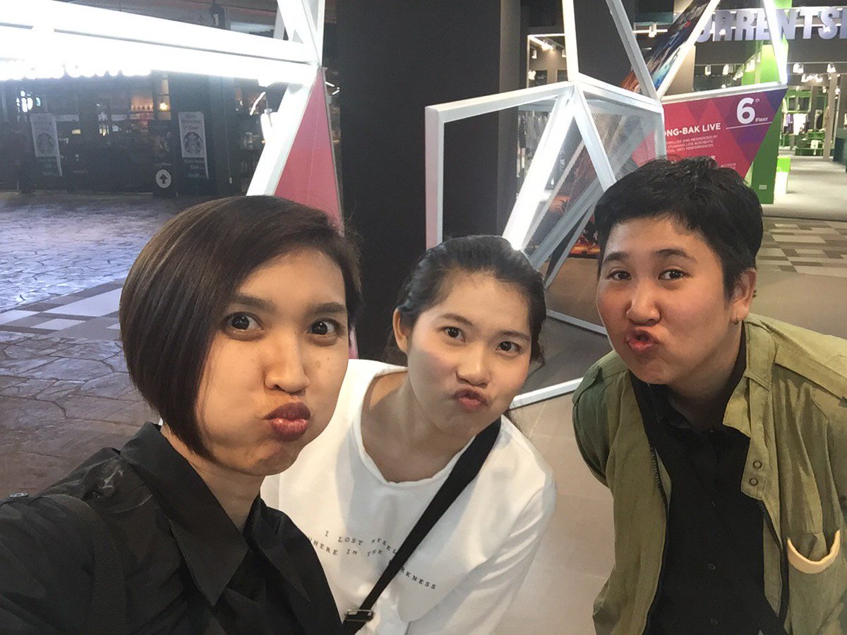 noname_1126's tweet photo. มิตรภาพดีๆที่ได้จากการเป็นแฟนคลับสิงโต :) #SingtoPrachaya #CLUBSINGTO #บ้านสิงโตโตไหมโต #บ้านสิงโตคําราม
ปล.แท็กไม่หมดของอภัยนะคะ ^^ https://t.co/CvEu9L6xKy