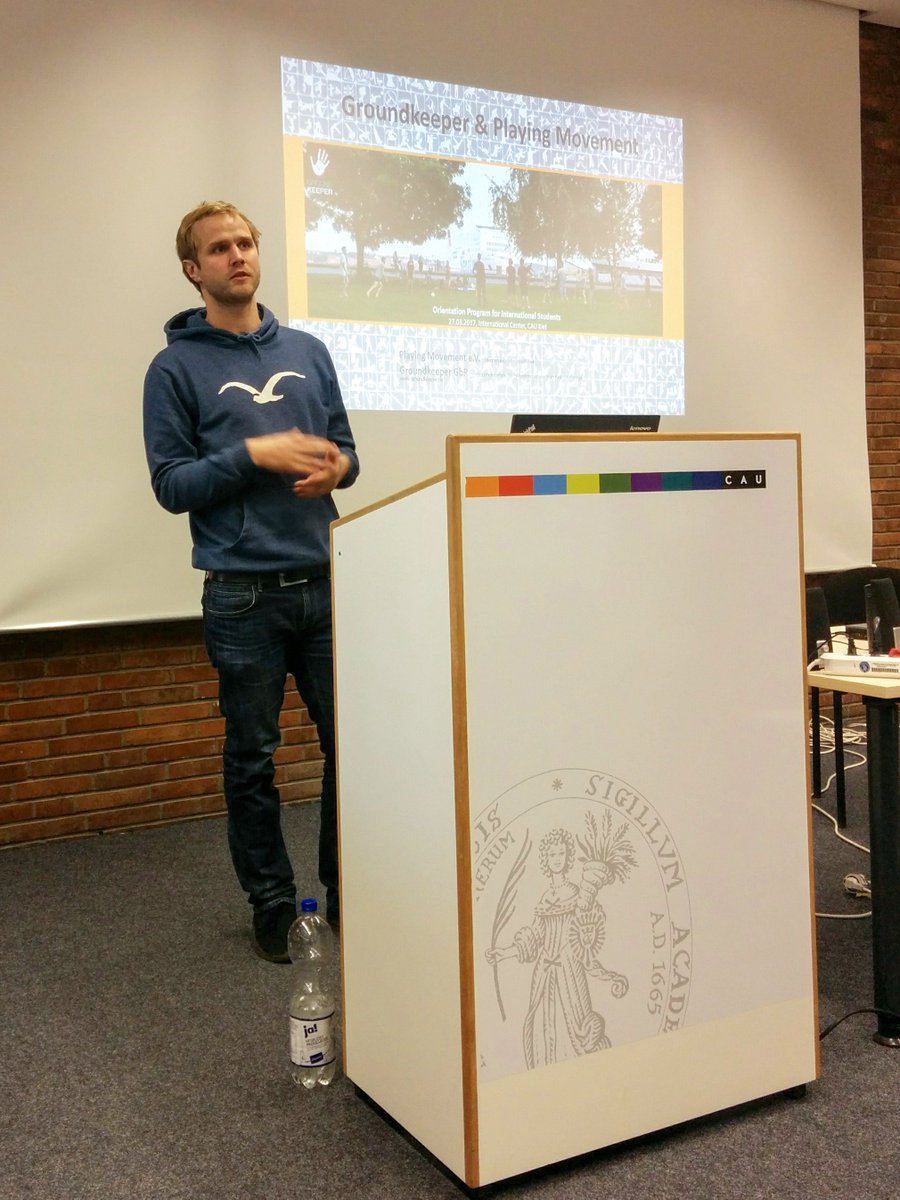 Groundkeeper_GK's tweet photo. Pitch heute beim Orientierungsprogramm für internationale Studierende der #cau #studentenleben #kiel #unikiel https://t.co/ulpMIk767a