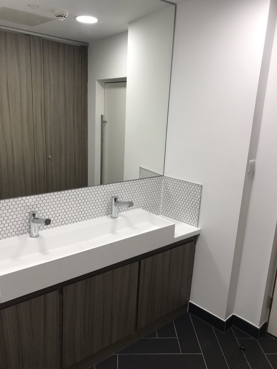 sealitsealants's tweet image. Compleation floor 10 refurnished waiting for cleaners