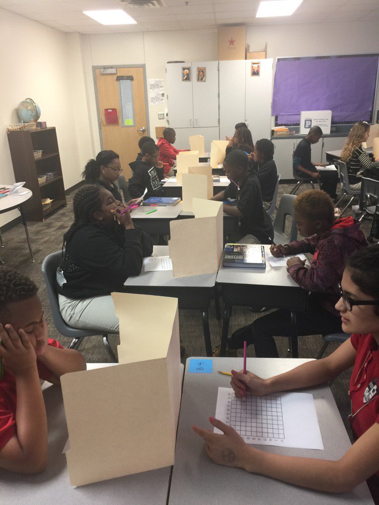 mrguyton13's tweet image. Learning about WWII and playing battleship..#makingeducationfun @CHISDCP