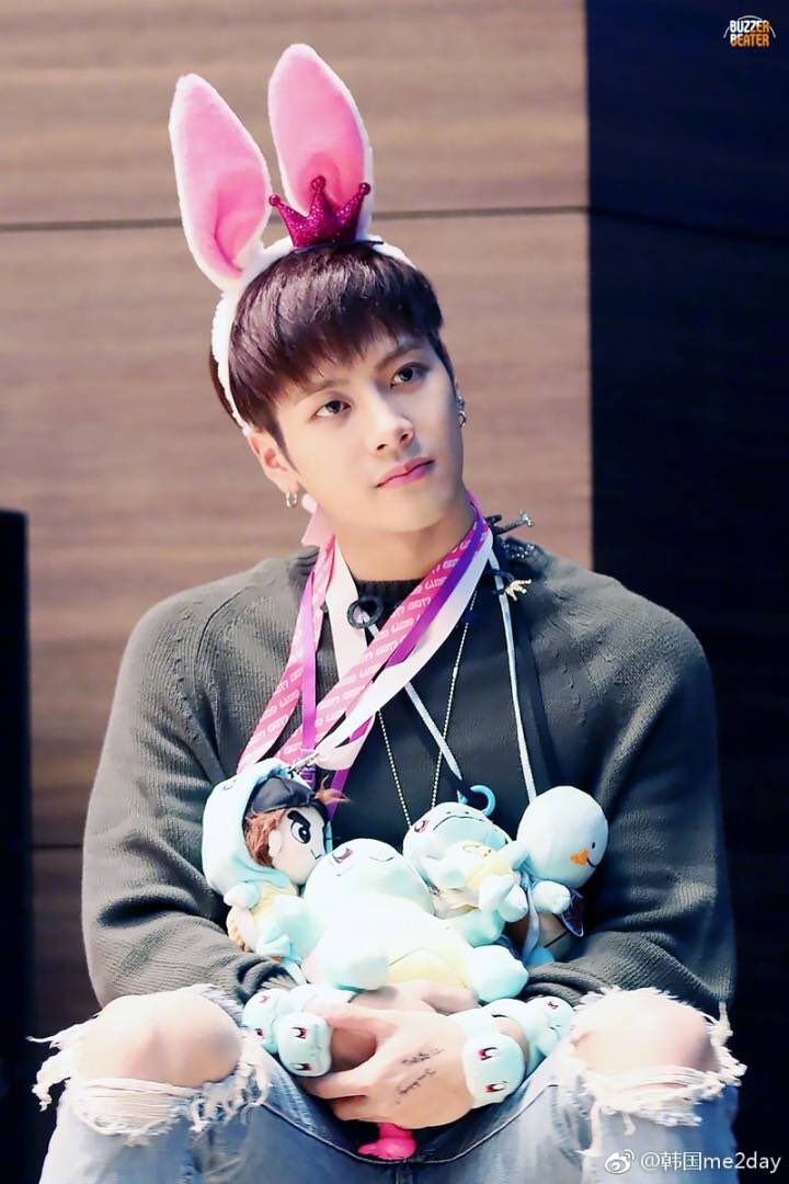 Fool_Mouth's tweet photo. #KINGJACKSONDAY 
王 王嘉尔生日快乐
嘉 嘉嘉是我的
尔 尔等退下

哈哈哈哈哈哈哈哈
金凤凰们别打我 https://t.co/8Hf6H6hoh6