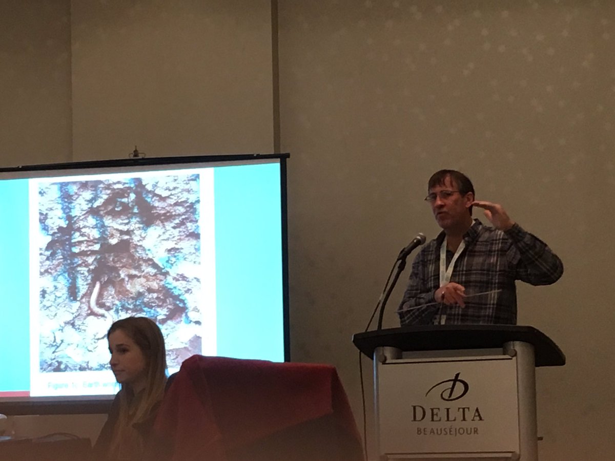 NBSoilandCrop's tweet image. Managing farms to reduce run-offs with John Russell. #smartshift