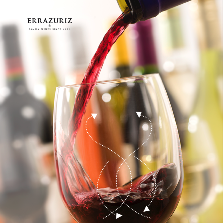 maxreservawines's tweet photo. Agitar el vino ayuda a liberar componentes aromáticos del vino que solo se activan con el aire. #MaxTips https://t.co/gxxriQTkr1