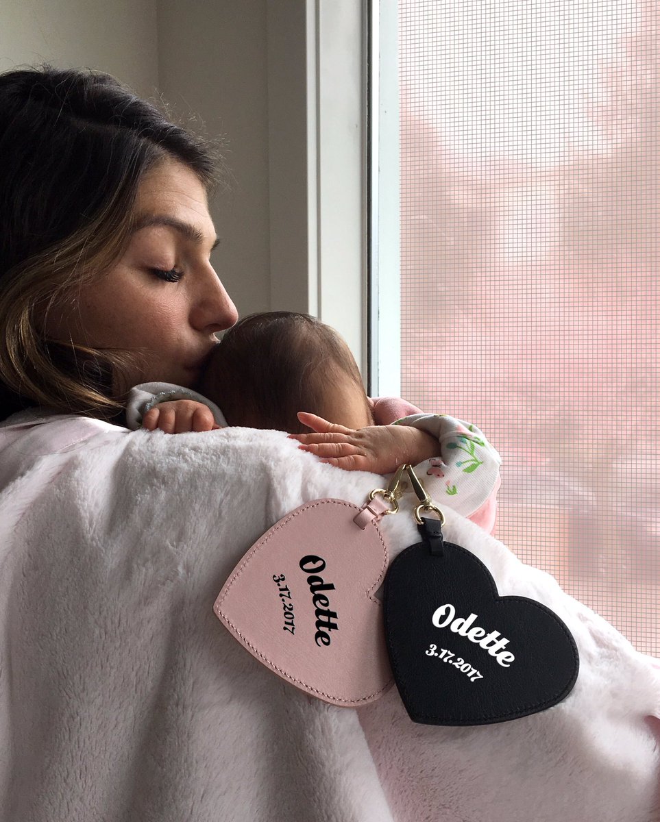 nahirwinchester's tweet photo. #OdetteElliottPadalecki
Born on March 17th
We've waiting for you little one 🎀👶💖
#PadaBaby #PadaPrincess
Congratulations @realGpad n @jarpad https://t.co/nBwhRyCcYF