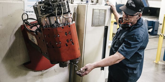 Cerasis's tweet photo. Foreign #Robots Invade American #FactoryFloors via @WSJ https://t.co/TNFQDnlltJ https://t.co/1B2B21hdZm