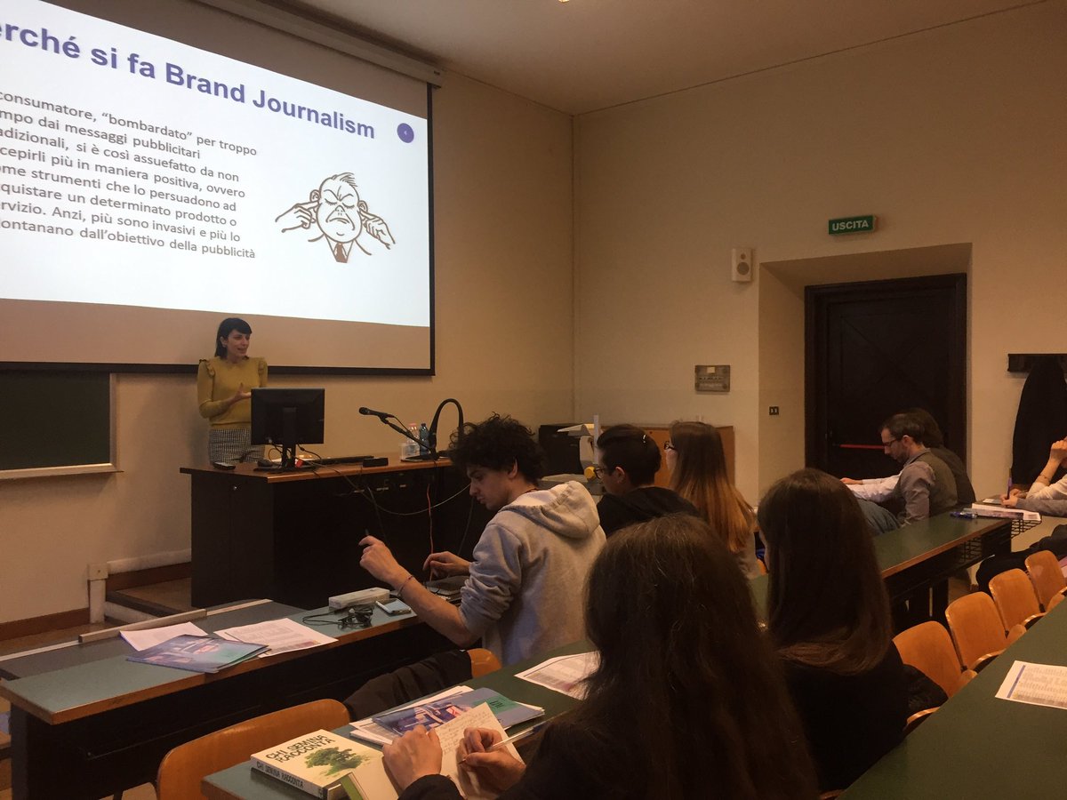 ScrittCreativUC's tweet photo. Si parte: prima #lezione del modulo dedicato al #romanzo con @ScarpelloSerena  @ManpowerGroupIT e #FrancessoNapoli @Librimondadori! https://t.co/7Hd7agLRyg