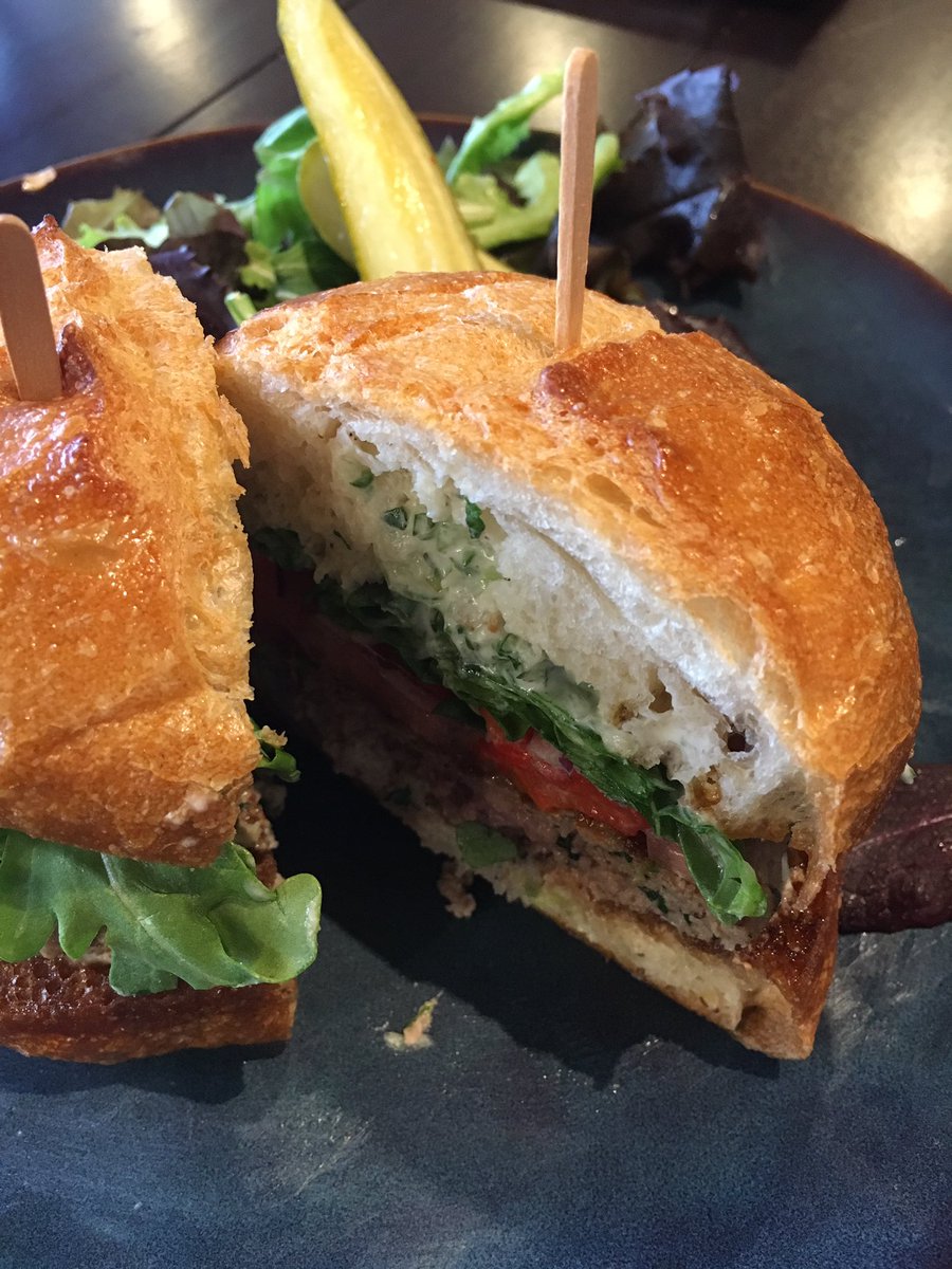 SaltedGrape's tweet photo. Spring lamb burger, delicious!!! https://t.co/YHlewg5Cum