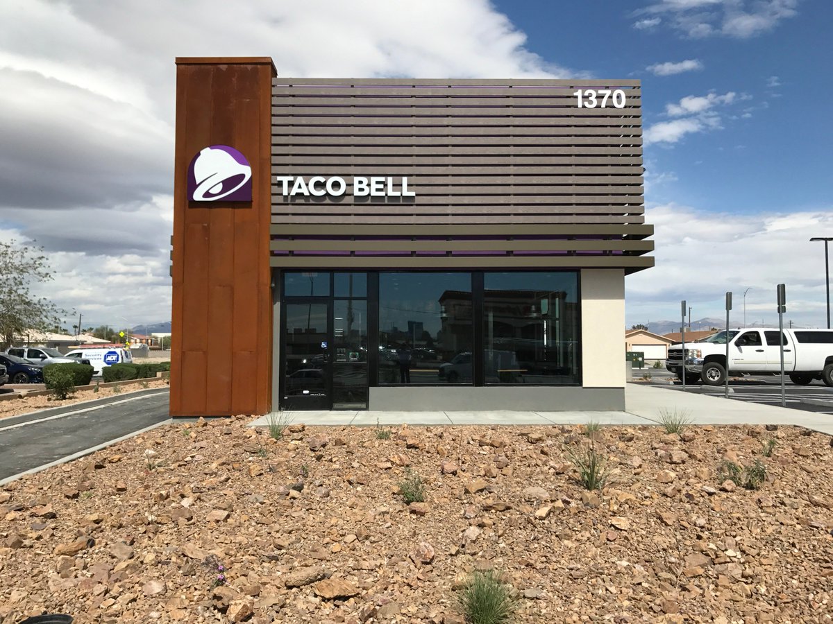 firststreetdev's tweet photo. We recently completed construction on a new @TacoBell along Lake Mead Blvd. Now open in @CityOfLasVegas #FSD #whatwedo #cre https://t.co/R6VLFib2DA