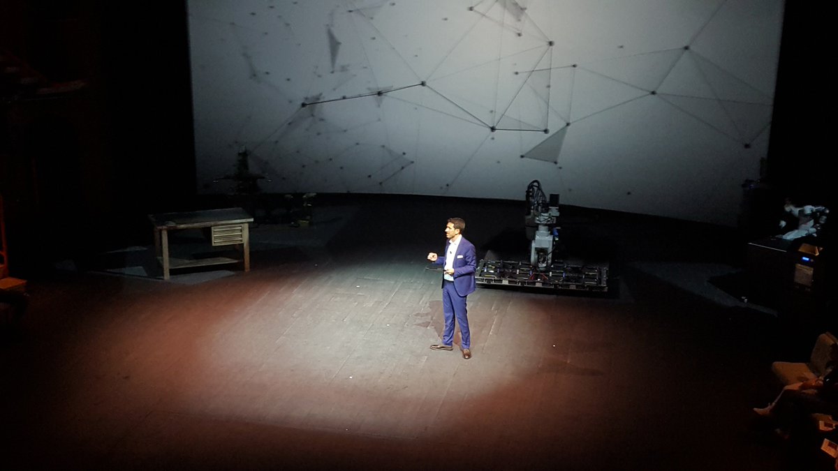 .<a href="/diego_andreis/">Diego Andreis</a> Questa sera entreremo in una #fabbrica dove non si smette mai di creare, #innovare, cercare. #ItaliaMeccatronica