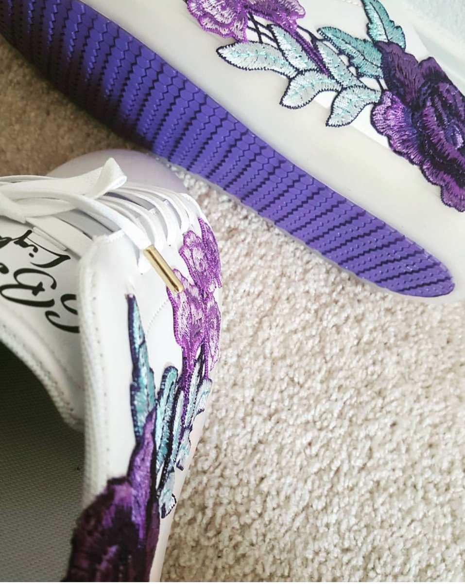 SbeezyLightsCo's tweet photo. New color wave 😈 https://t.co/n6KzBqoqaa
