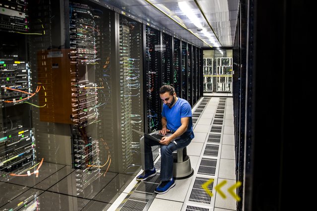 StuartFurjanic's tweet photo. Read how #CiscoDNA helps protect against today's sneakier network threats. https://t.co/rPdojnL2zO https://t.co/ZmysuO0FvZ