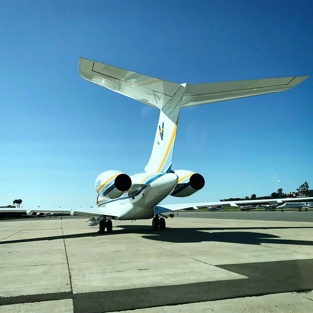 Life Style #privatejet#business#businessjet#professional#company#luxury#luxurycars#santabarbara#california