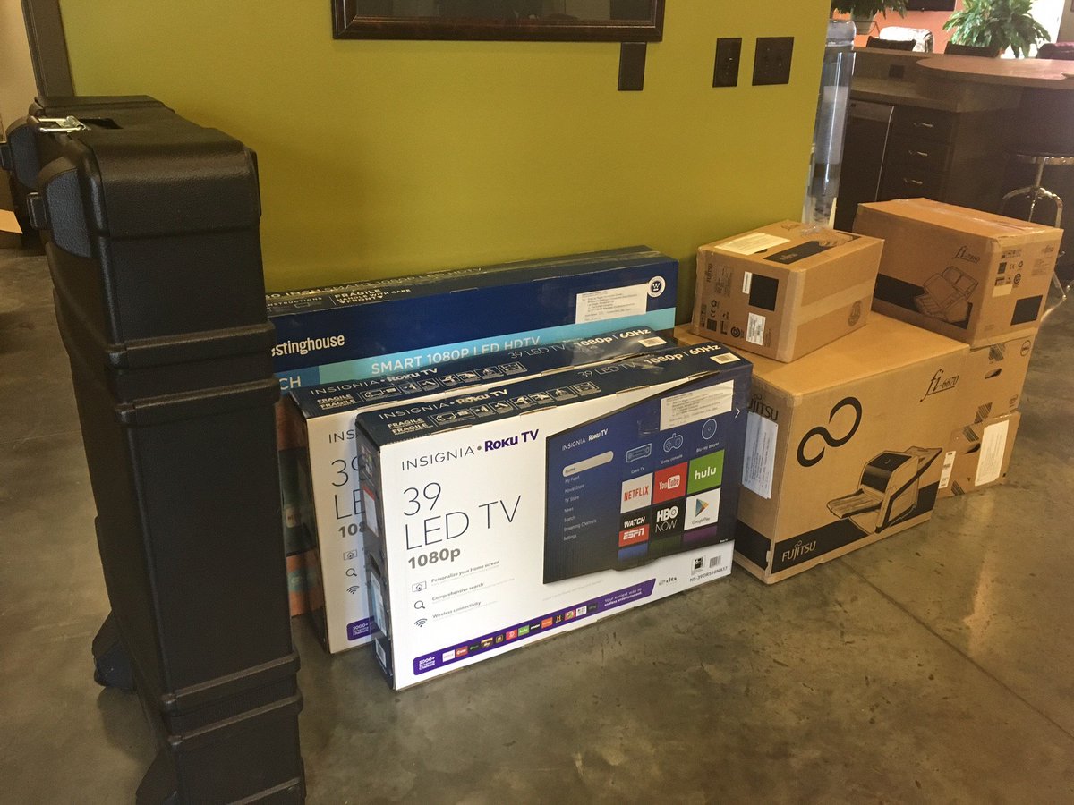 OneViewData's tweet photo. We are packed up & ready to ship out to #BMWNAC Visit booth #303 to see our electronic document scanning, archiving & conversion solutions https://t.co/qv2Tv3Q2Wh