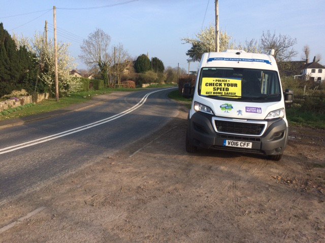 MalvernCops's tweet photo. Upton SNT in Longdon encouraging safer driving. #MakeItHomeSafely https://t.co/oQ7jABvCci