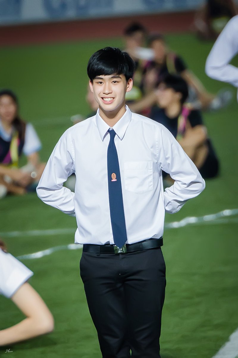 aunza3326's tweet photo. 17.03.27 นั้ลร้ากอ่ะ  งุ้ยยยย
#chulacuteboy 
#CUNightRun
#CUopen2017 https://t.co/XtYoYcP0Mg