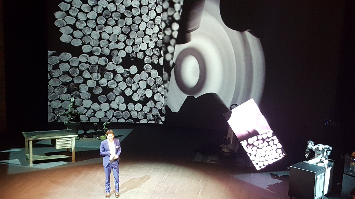 .<a href="/diego_andreis/">Diego Andreis</a> #Meccatronica siamo noi. Sono tecnici che lavorano in azienda, i ricercatori che scommettono su futuro #ItaliaMeccatronica