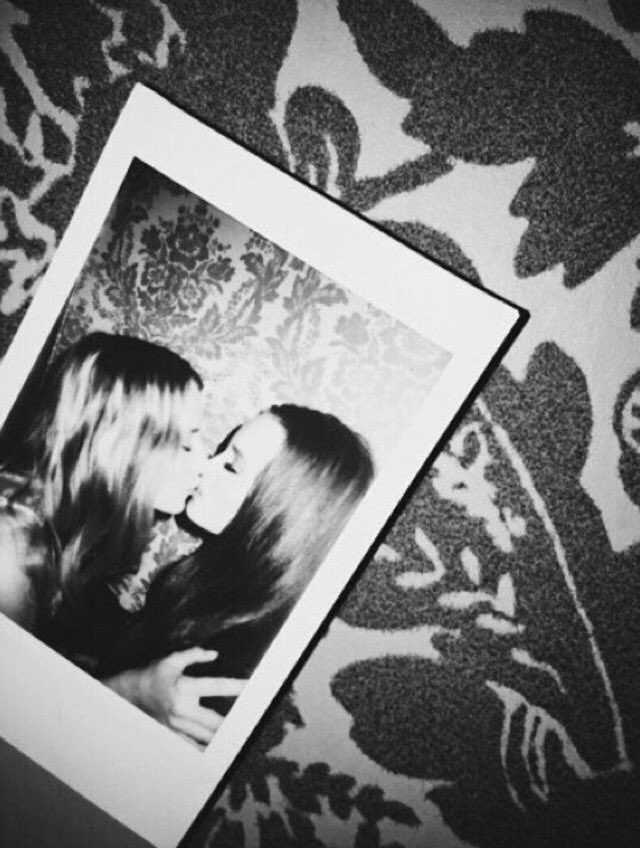madepics's tweet photo. guess who want to kiss Madelaine too? 🙊😜 https://t.co/W09J2HKrQL