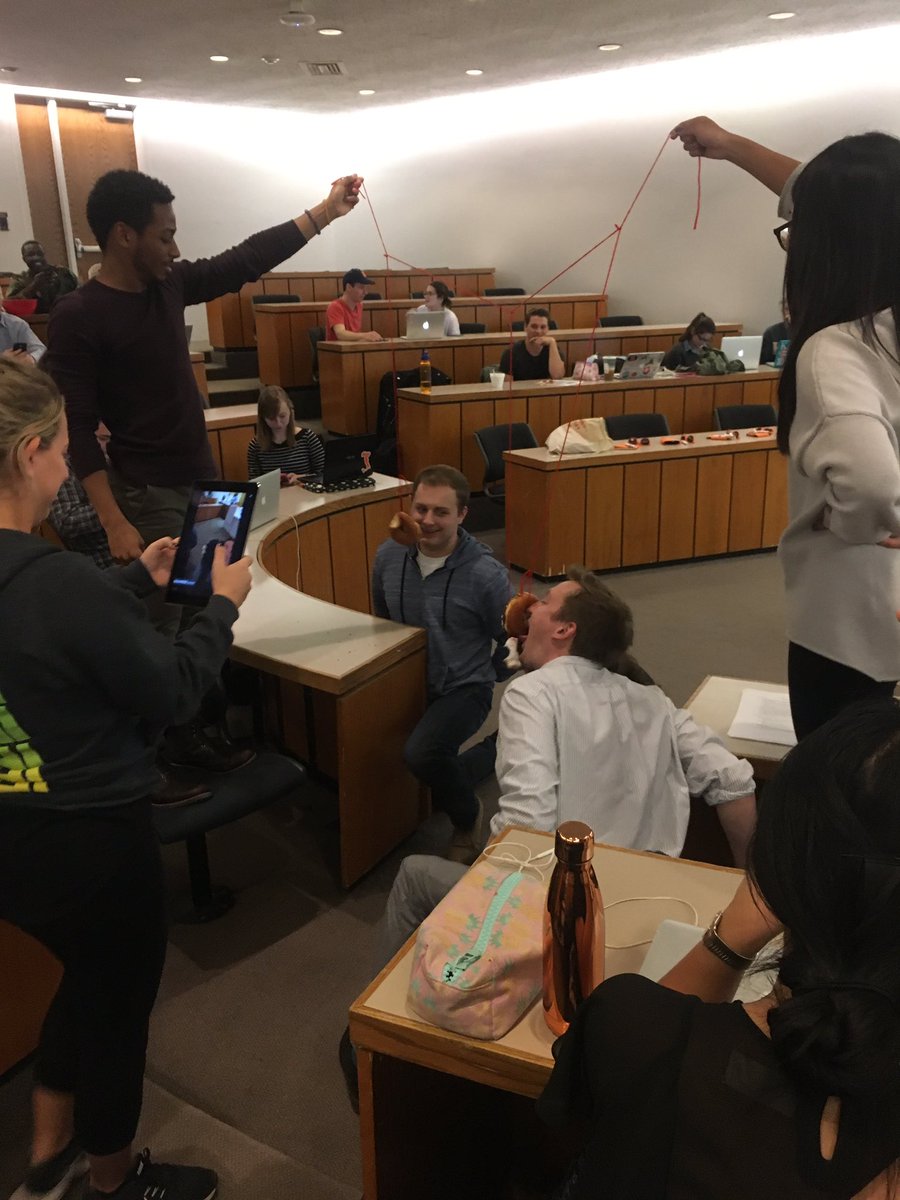 NKCamillo's tweet photo. Watch now! #NHsmc #Donuteating on @jmgrygiel 's twitter #periscopechallenge https://t.co/hyhpAGQUU9