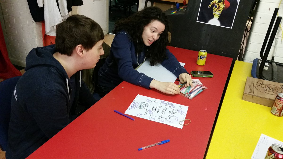 IdeasInPlay's tweet image. Battle of the beards, I'm not sure what's happening but I love it #gamedesign #Nottingham