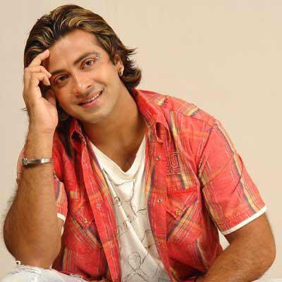 Happy birthday to you shakib khan 