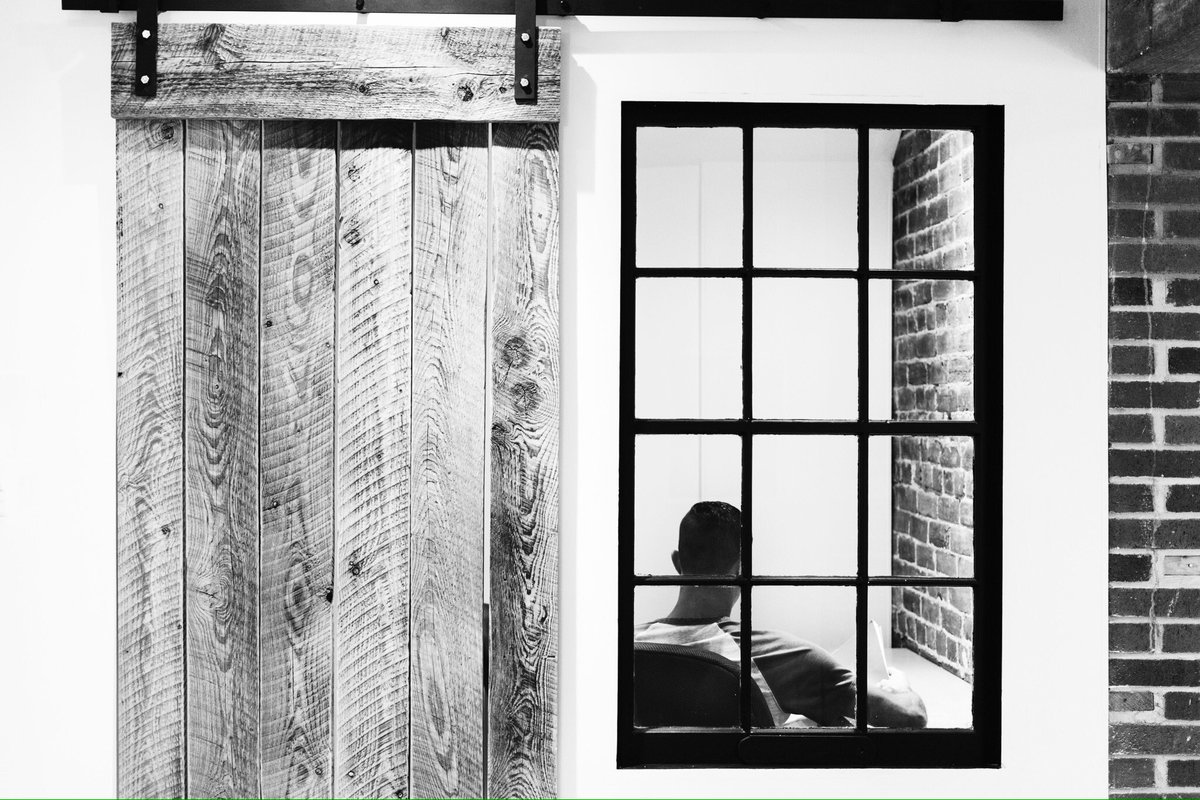 RevStrat's tweet image. Snowy spring days call for cozy working spaces. ❄️#CmonSunshine #AgencyLife