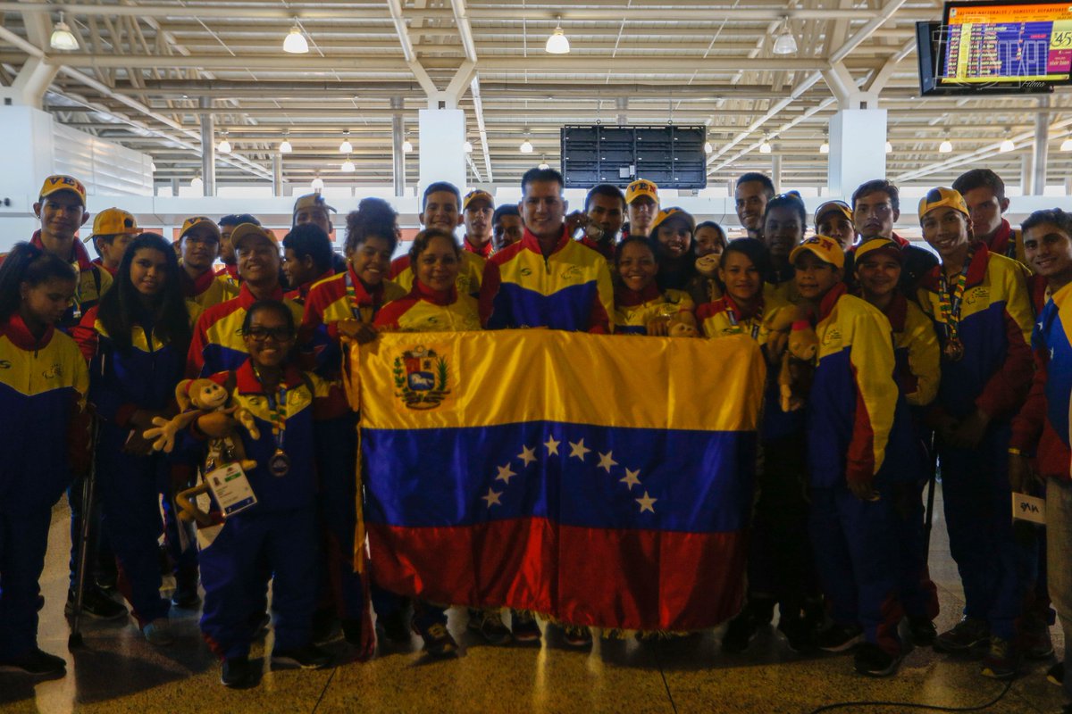 IMJEAnacoLGM's tweet photo. Estos Atletas lo dieron todo por Venezuela en los Juegos #ParaPanamericanosJuveniles2017 que se realizaron en Sao Paulo @NicolasMaduro https://t.co/hxeDY2SYwX