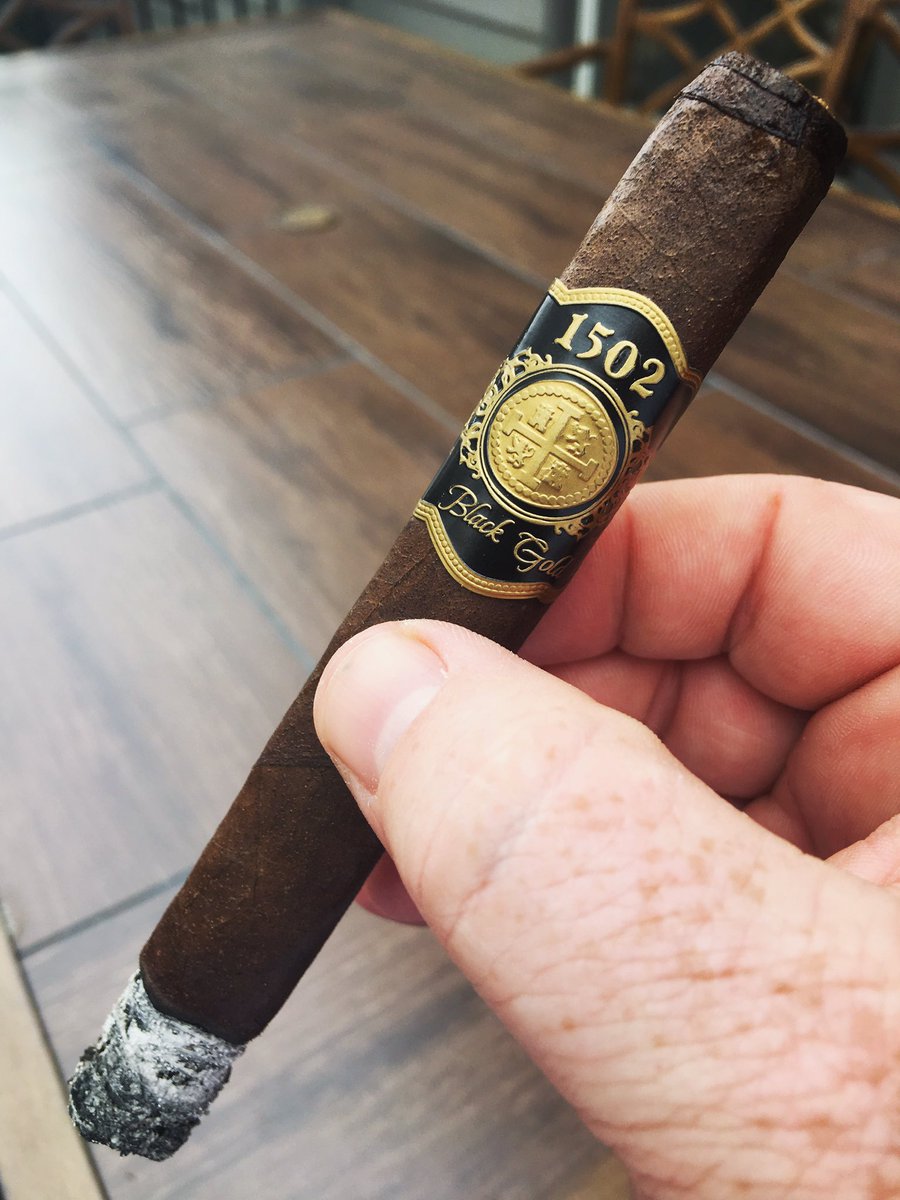 StogieDad tweet media