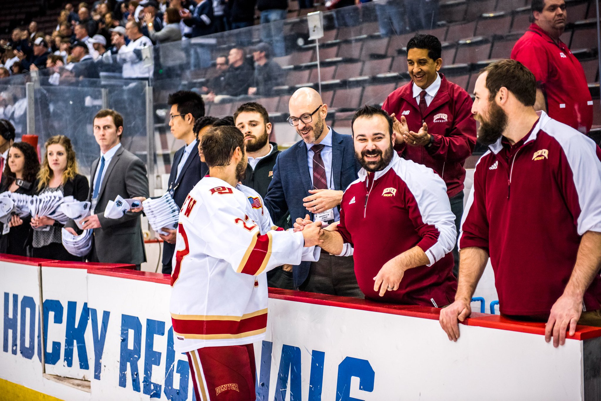 Denver Hockey on Twitter "That FrozenFourBound Feeling 😊😊😊😊…