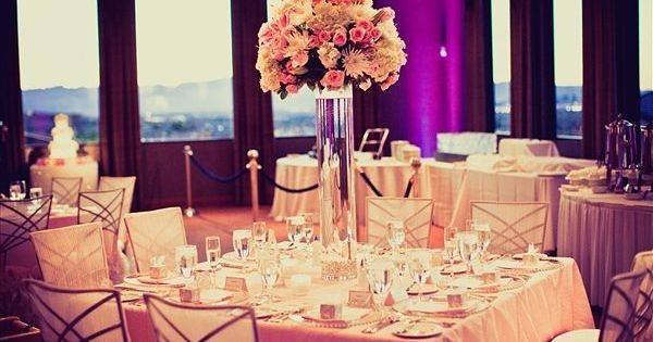 RentMyVendor's tweet photo. Stunning reception setup with nice details accent #uplighting! : #ElizabethAnneDesigns #J&JPhotography https://t.co/dy0kKfKzCK