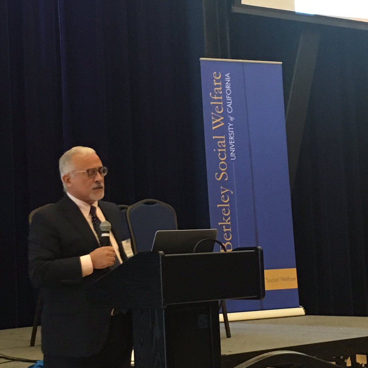 Our key note speaker @lhzayas addressing Deportation &amp; Detention: Harms Faced by Immigrant Children #socialwork #lswo17