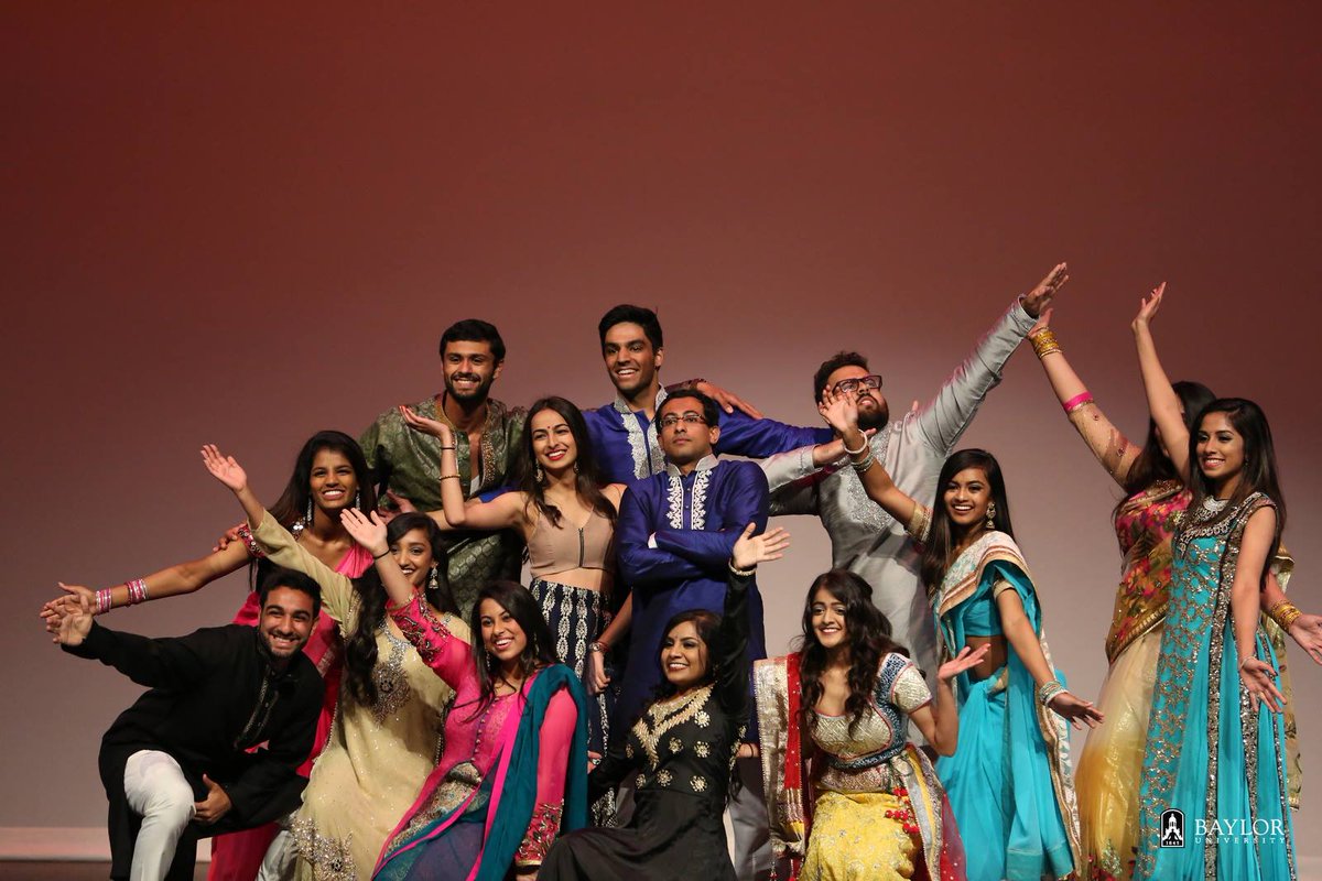 Baylor's tweet photo. This weekend, @ISSA_Baylor held its 22nd annual Gateway to India, a showcase of various aspects of Indian culture: https://t.co/6OsoMjRi8f https://t.co/njbiBoVEYA