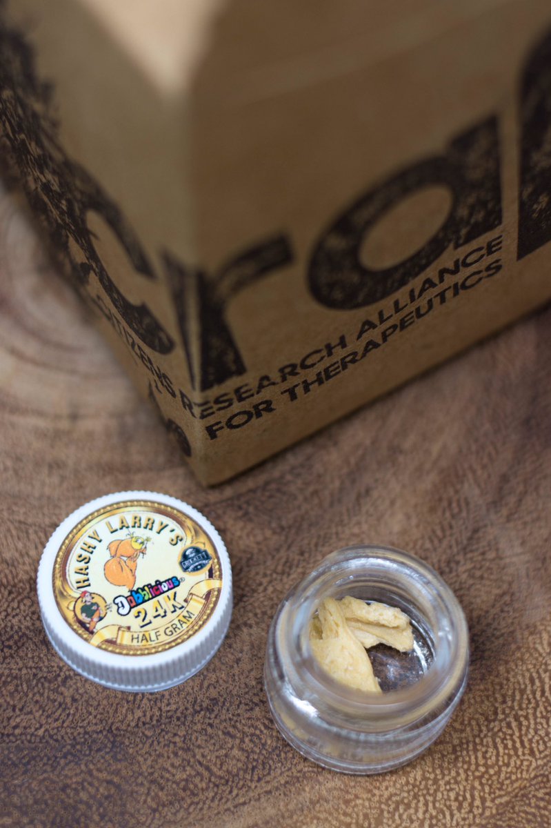 CraftCannabis's tweet photo. #HashyLarry flavors on flavors. Which would you pick? #Dabblicious https://t.co/K0sGhhmlyM